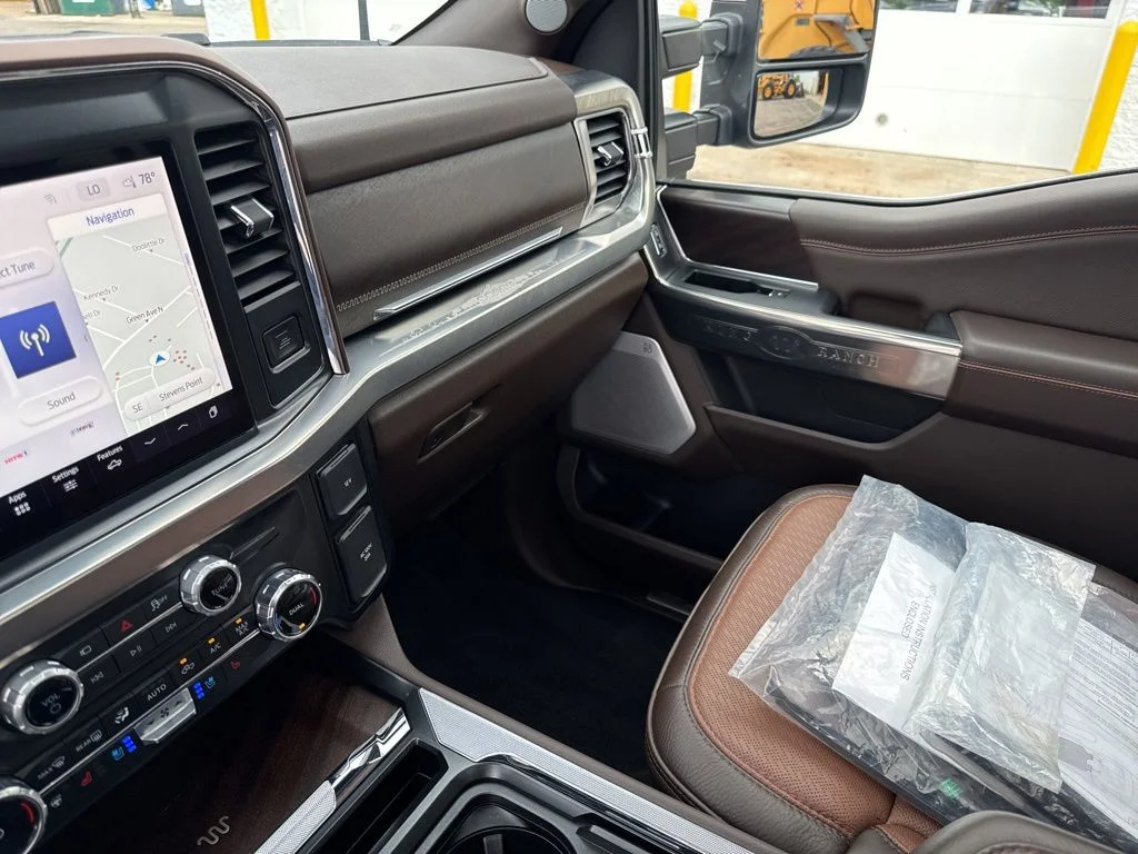 Used 2025 Glacier Gray Metallic TriCoat Ford King Ranch image 25