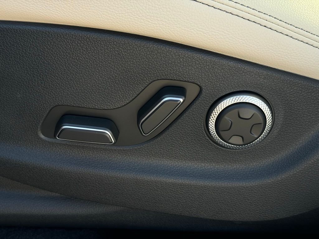 2026 GENESIS GV70 Advanced - Photo 28