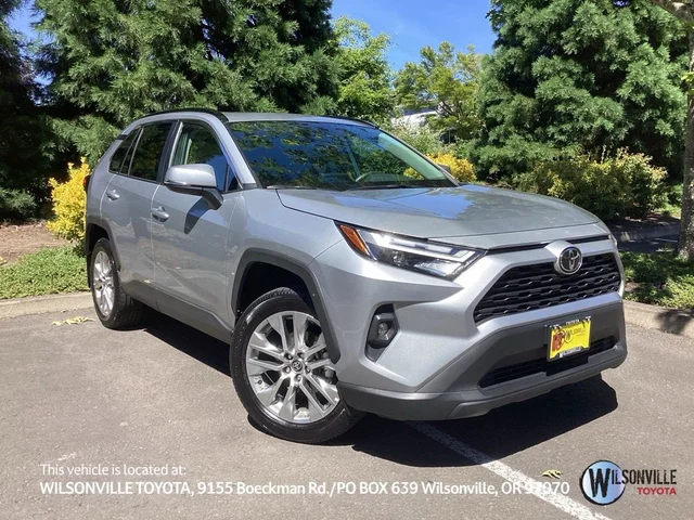 2025 Toyota RAV4 XLE Premium