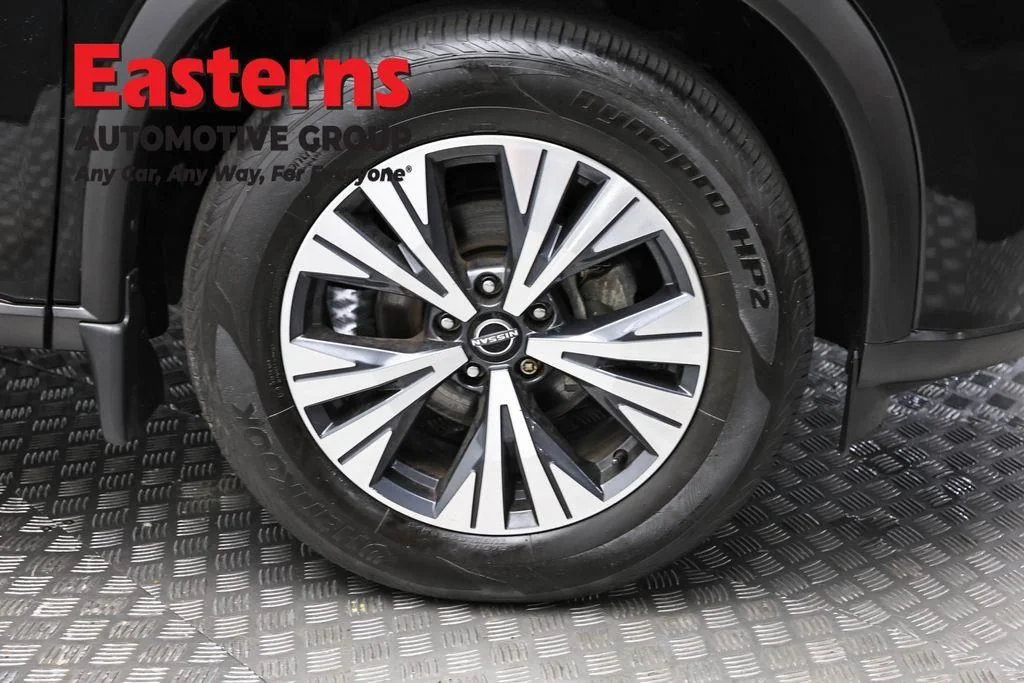 Used 2023 Black Nissan SV image 33