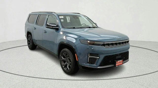 New 2026 Steel Blue Exterior Paint Jeep Limited Altitude image 12