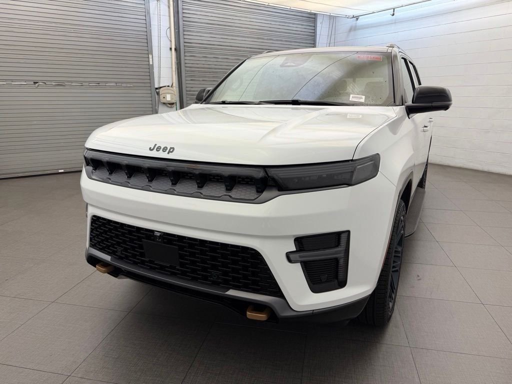 New 2026 Bright White Clear-Coat Exterior Paint Jeep 85th Anniversary Edition image 8
