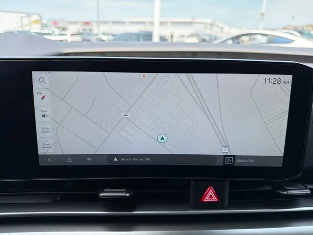 2027 Kia Carnival SX Prestige - Photo 11