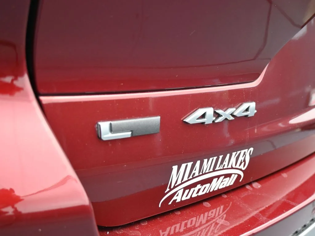 Used 2023 Velvet Red Pearlcoat Jeep Summit image 41
