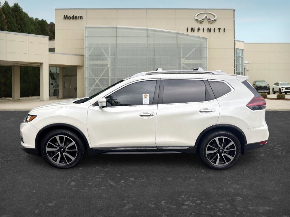 Used 2020 Pearl White Tricoat Nissan SL image 7