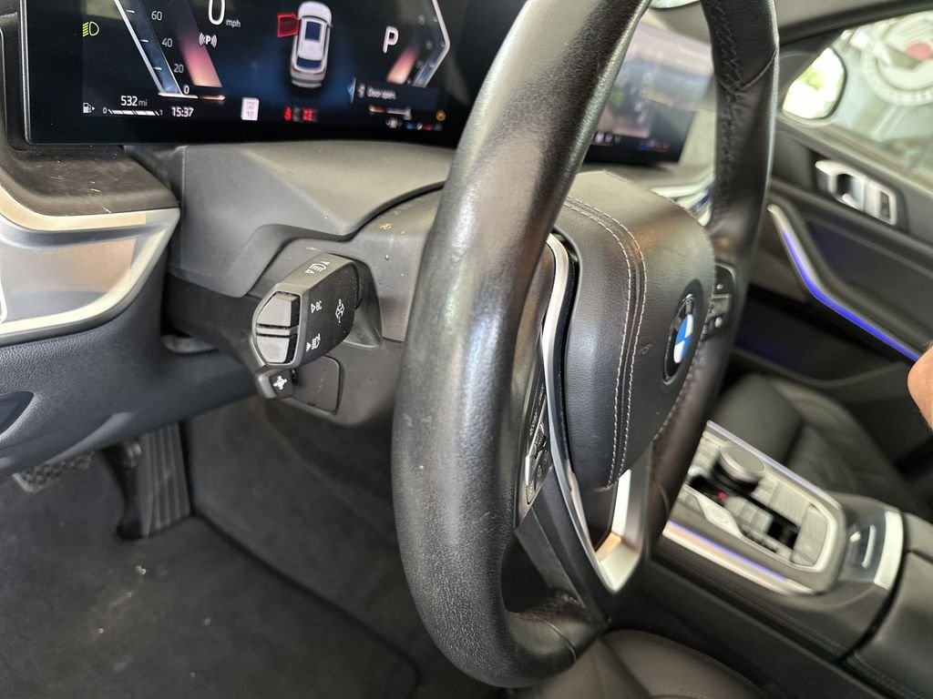 Used 2024 White BMW xDrive40i image 20