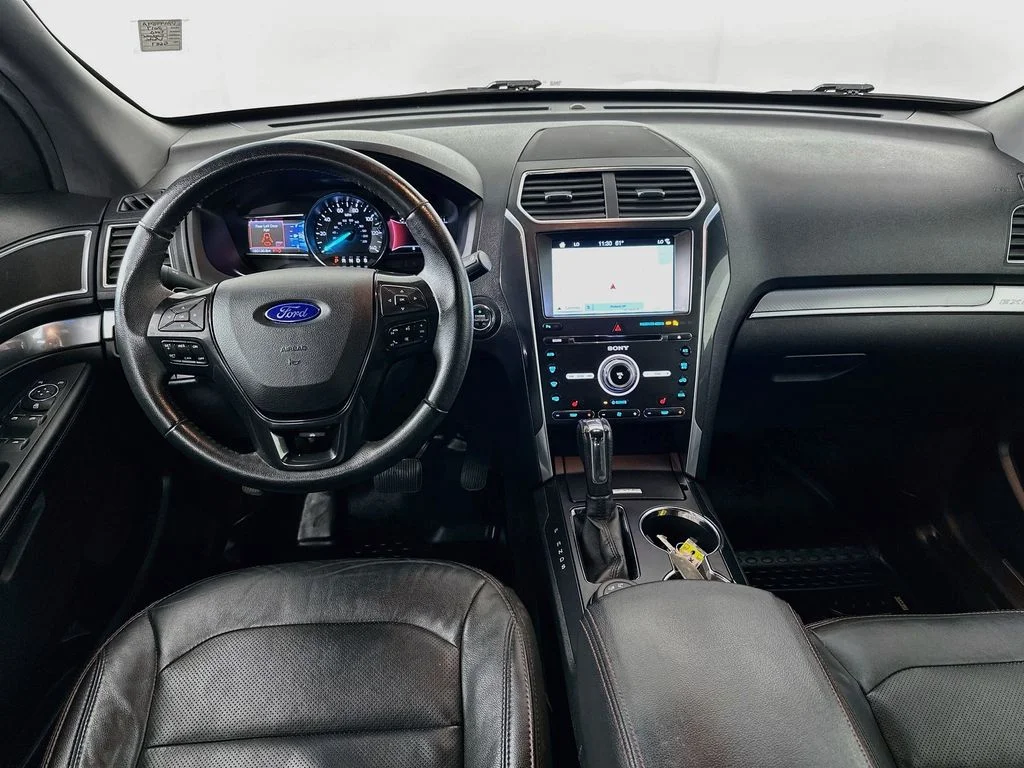 Used 2017 White Platinum Clearcoat Metallic Ford Sport image 24