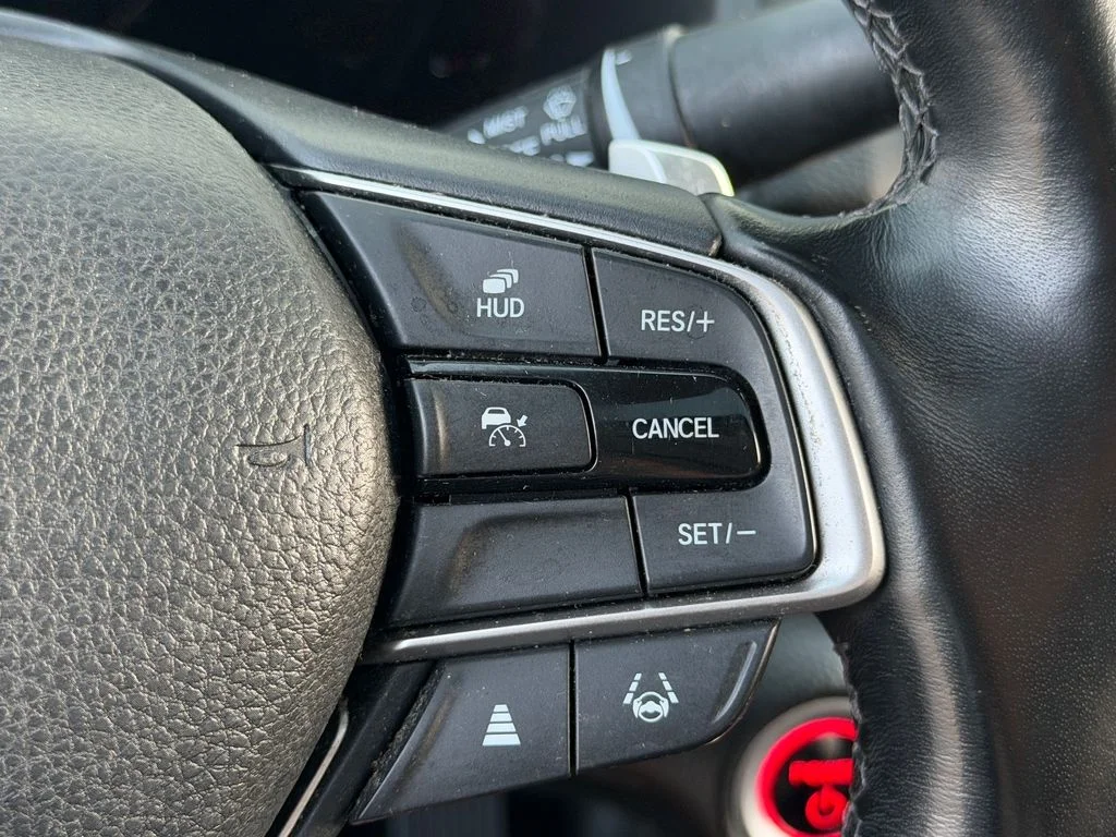 Used 2022 Black Honda Touring image 21