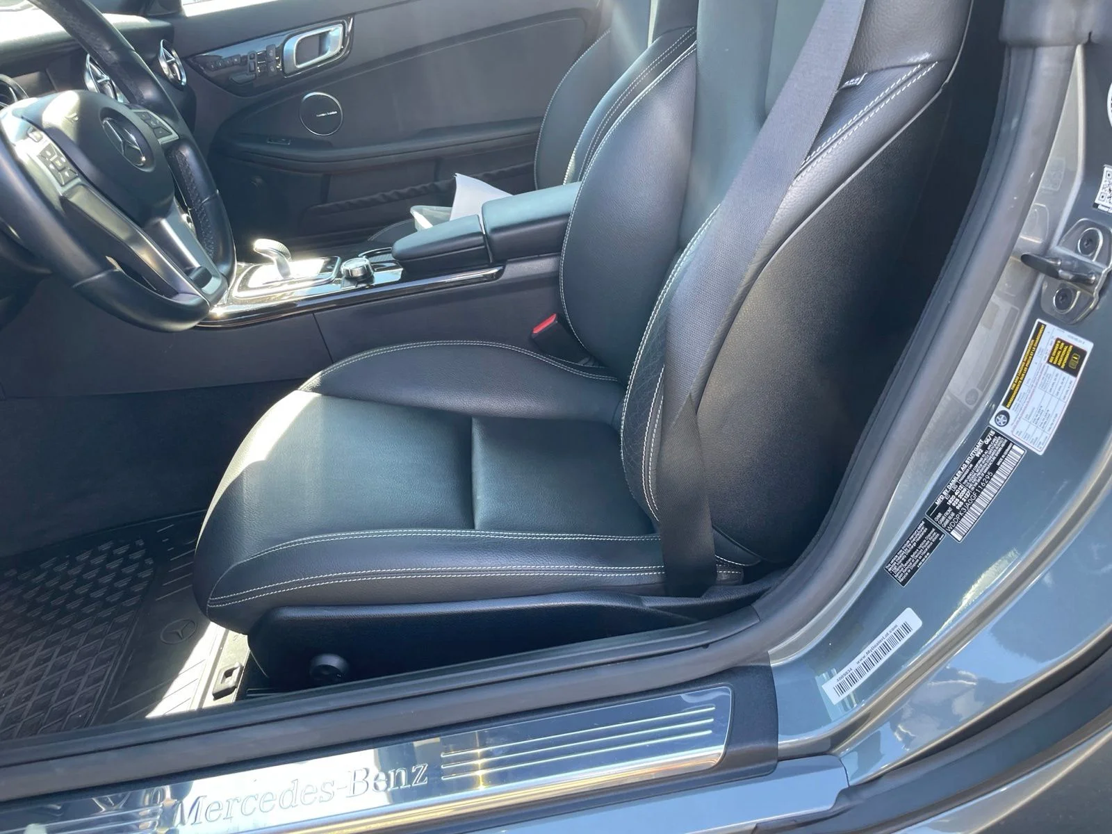 Used 2016 Iridium Silver Metallic Mercedes-Benz SLK 300 image 5