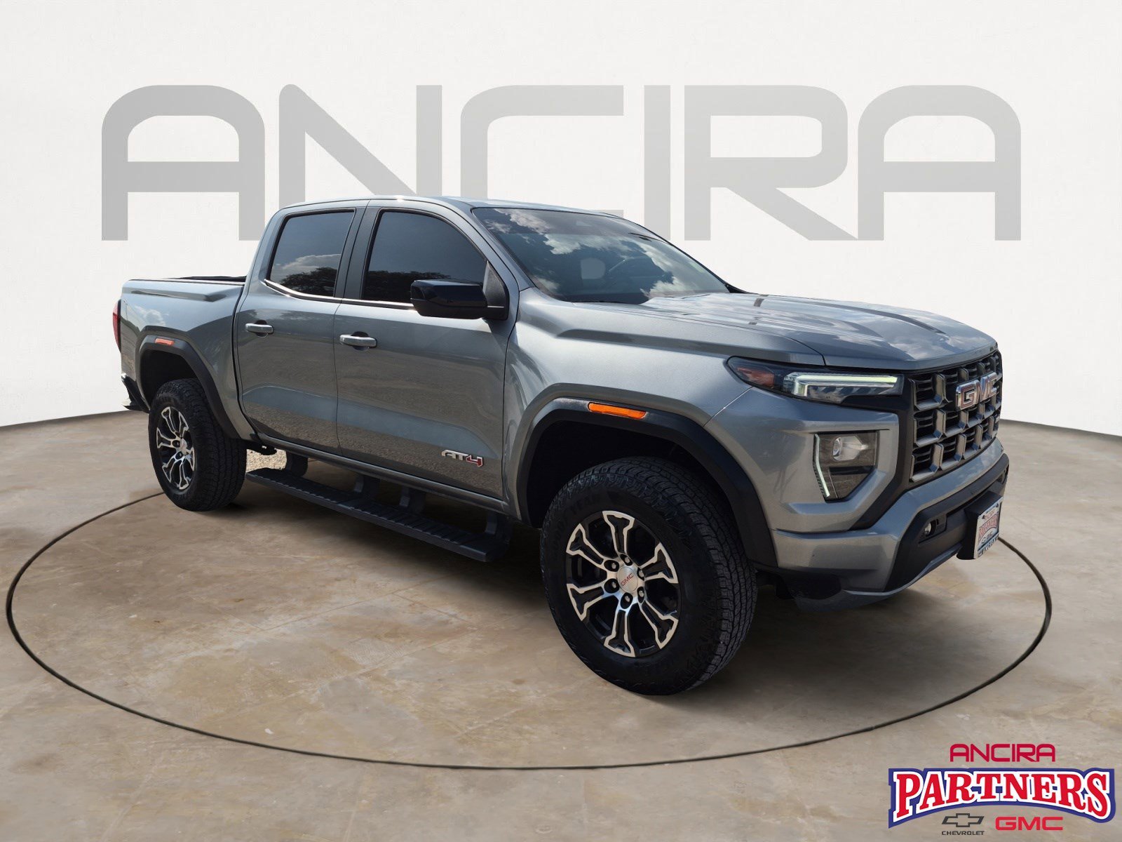 2023 GMC Canyon 4WD AT4 Crew Cab Short Box's photo