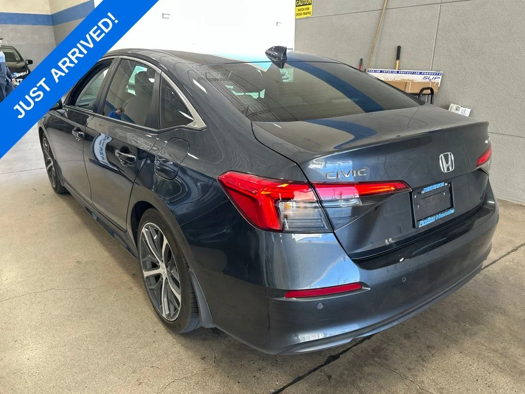 Certified Used 2024 Meteorite Gray Metallic Honda Touring image 2