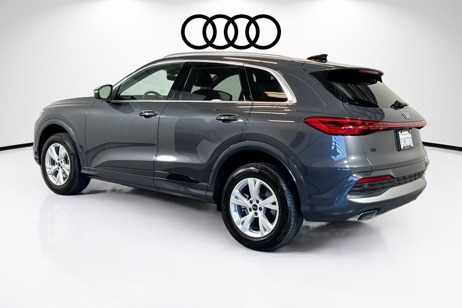 Used 2025 Tambora Gray Audi Premium image 8