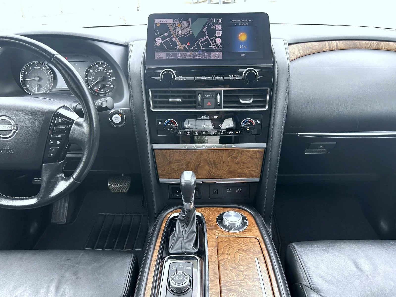 Used 2021 Brown Nissan SL image 12