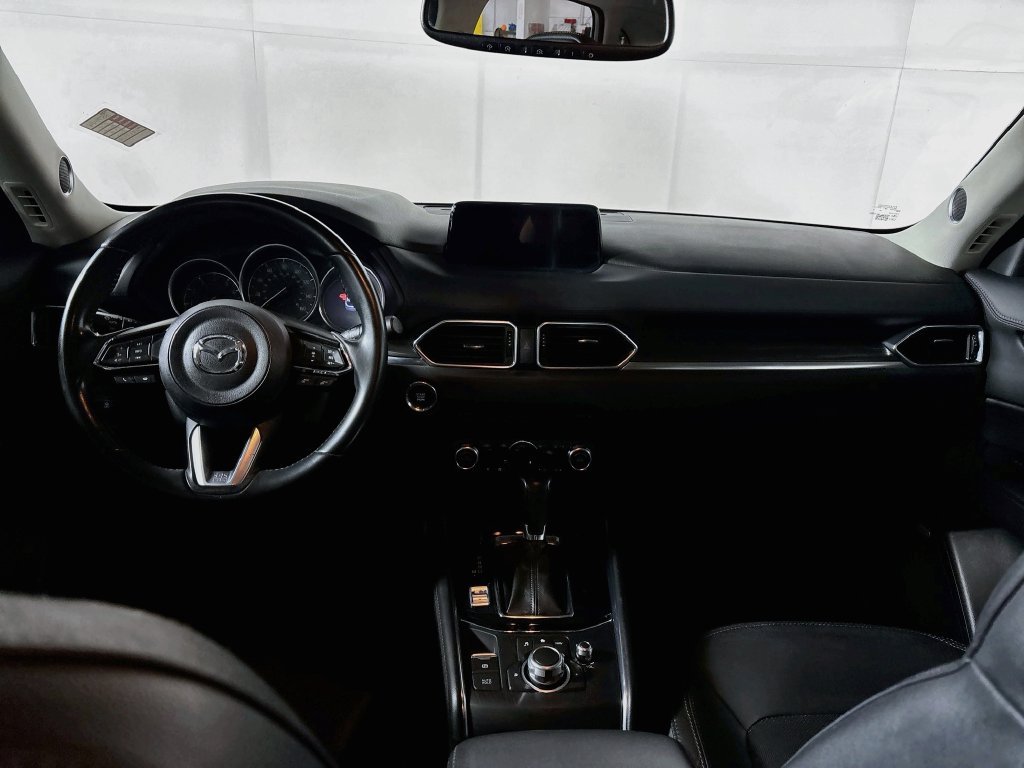Used 2018 Black Mazda Grand Touring image 12