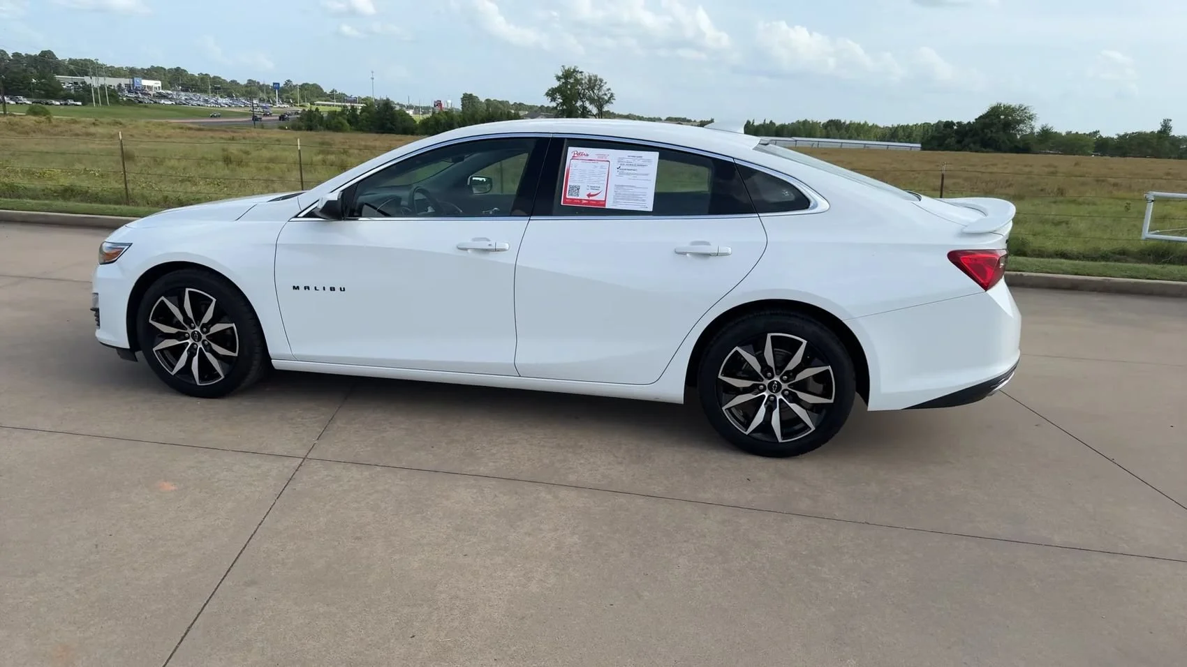 2023 Chevrolet Malibu RS - Photo 6