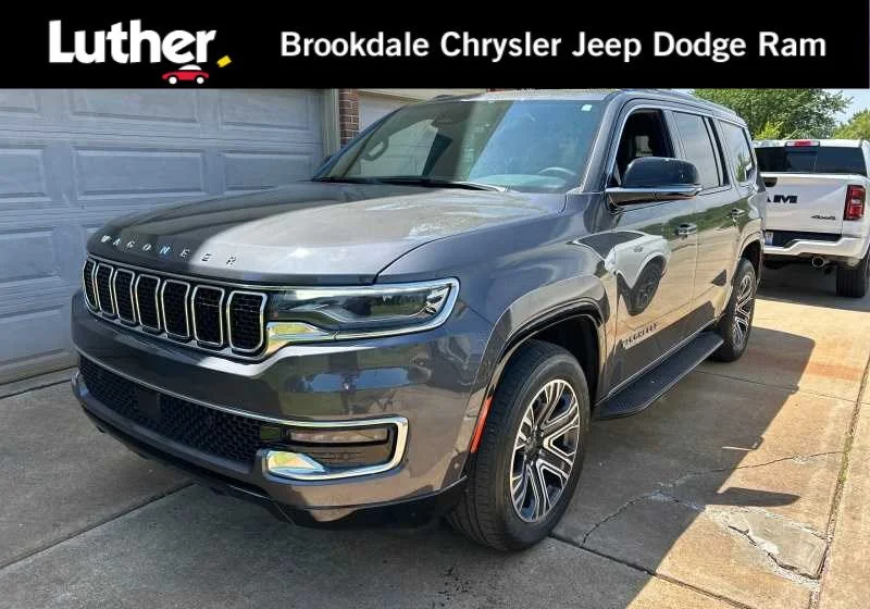 Used 2023 Baltic Gray Metallic Clearcoat Jeep  image 1