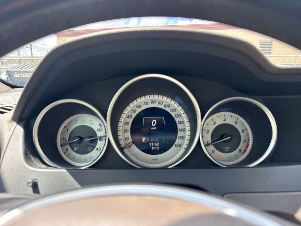 Used 2014 White Mercedes-Benz C 250 image 19