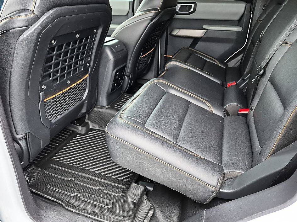 Used 2023 Oxford White Ford Base image 28