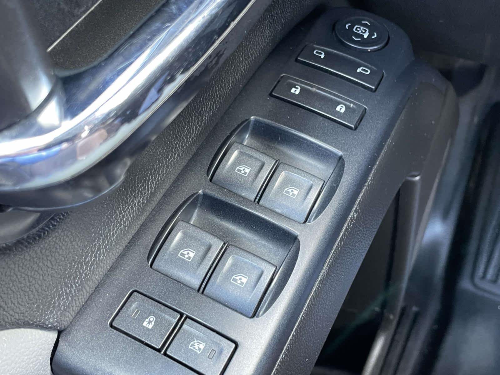 Used 2019 Quicksilver Metallic GMC  image 27