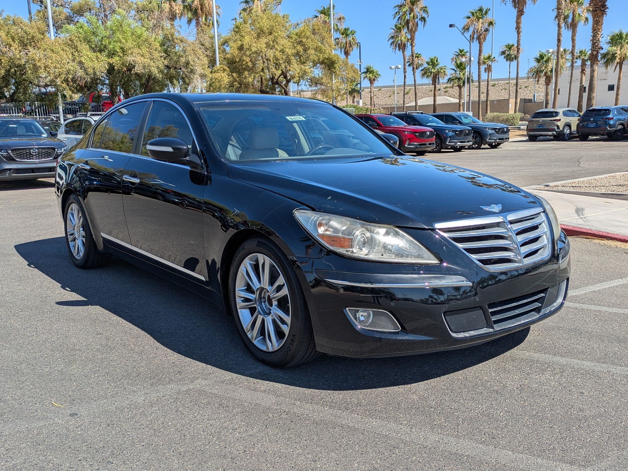 Used 2011 Black Noir Pearl Hyundai 4.6 image 7