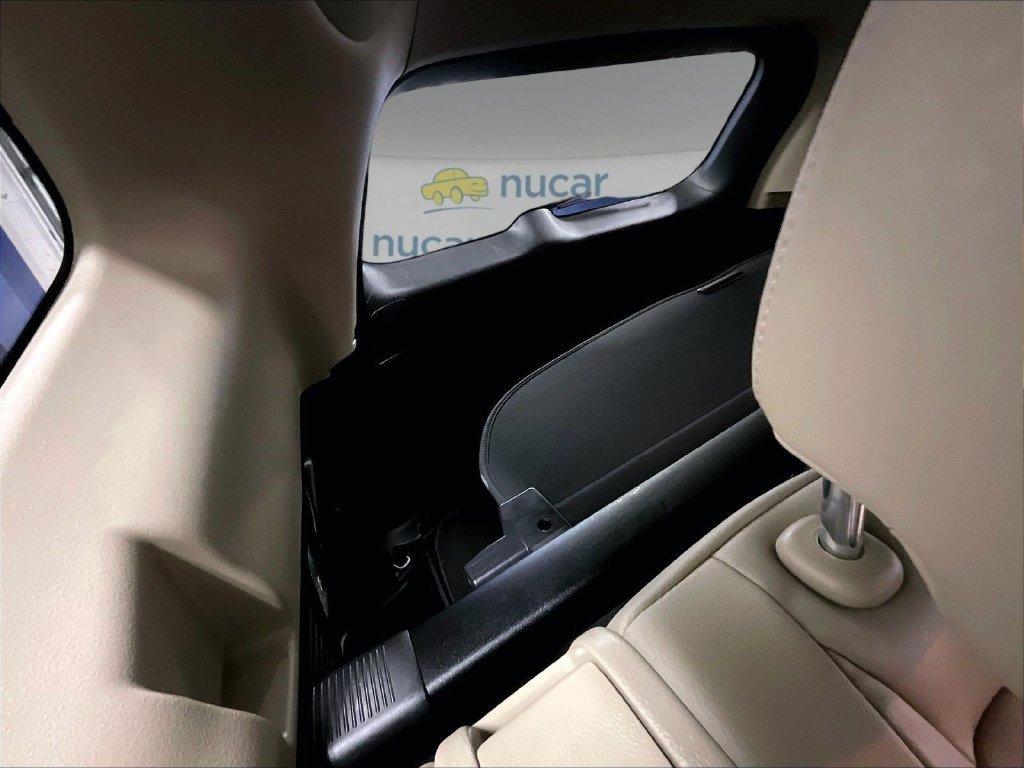 Used 2021 White Honda EX-L image 17
