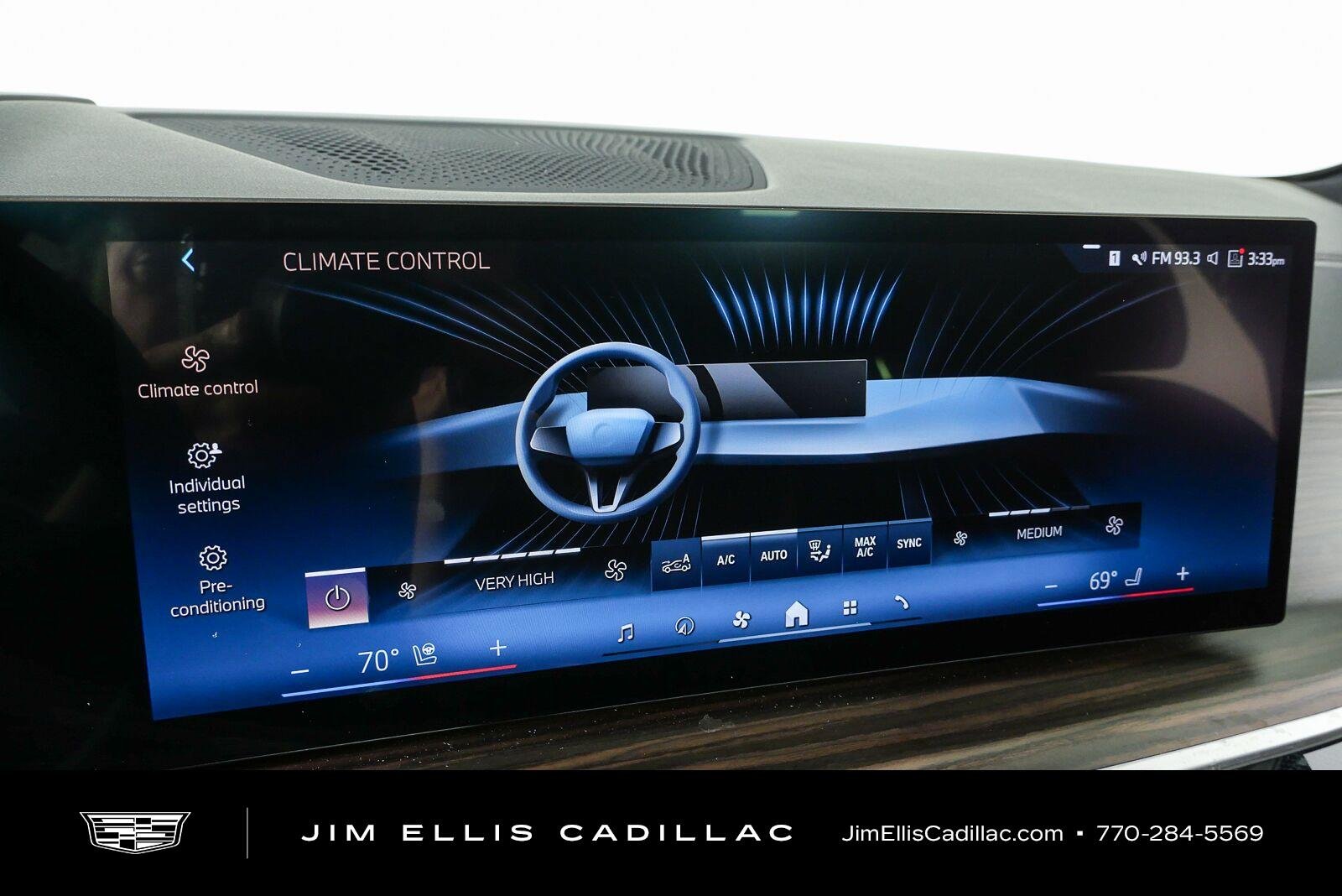 Used 2024 Gray BMW xDrive40i image 17