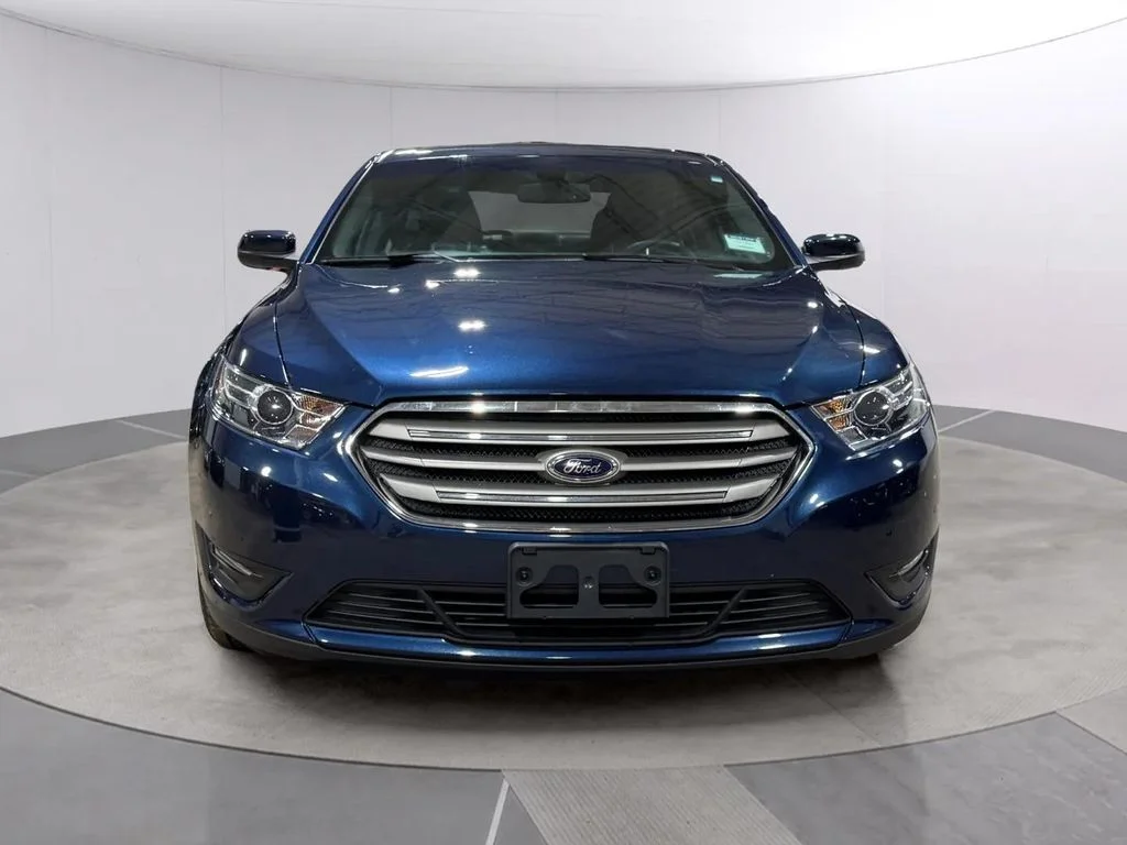 Used 2017 Blue Jeans Metallic Ford SEL image 8