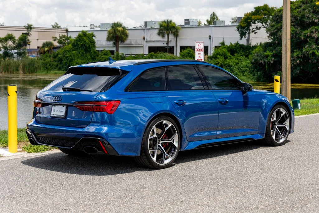 Used 2025 Blue Audi 4.0T image 3