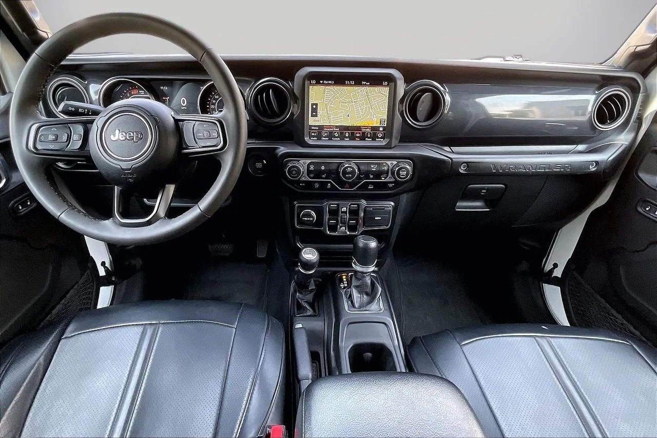 Used 2023 White Jeep Sport image 15