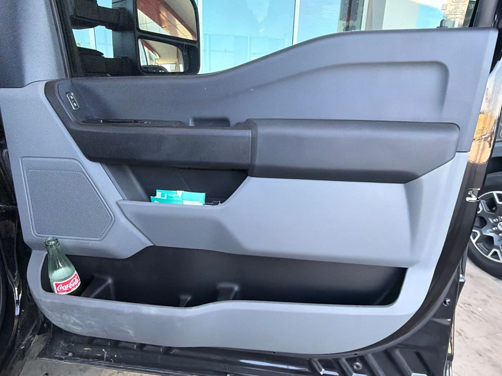 Used 2023 Black Ford XL image 29