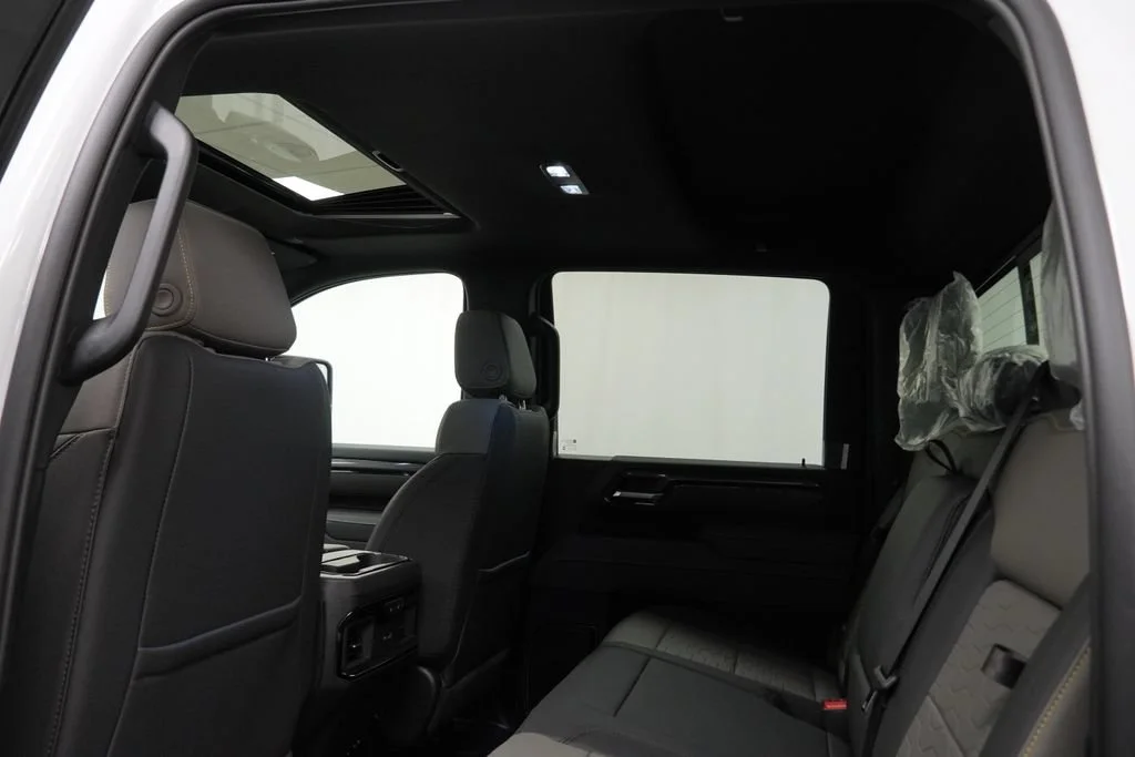 New 2026 Summit White Chevrolet ZR2 image 19