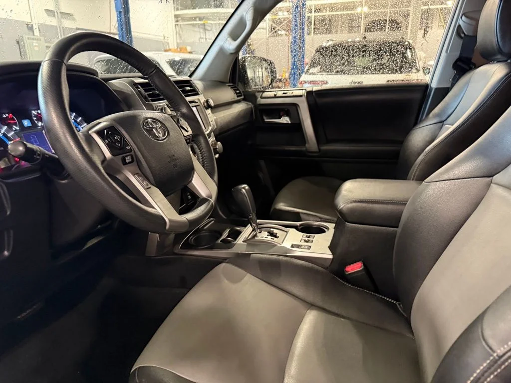 Used 2015 White Toyota SR5 Premium image 4
