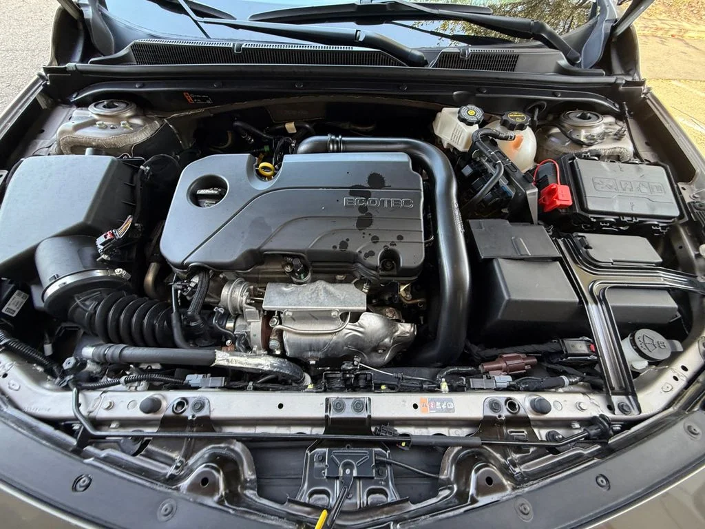 Used 2025 Gray Chevrolet LT image 20
