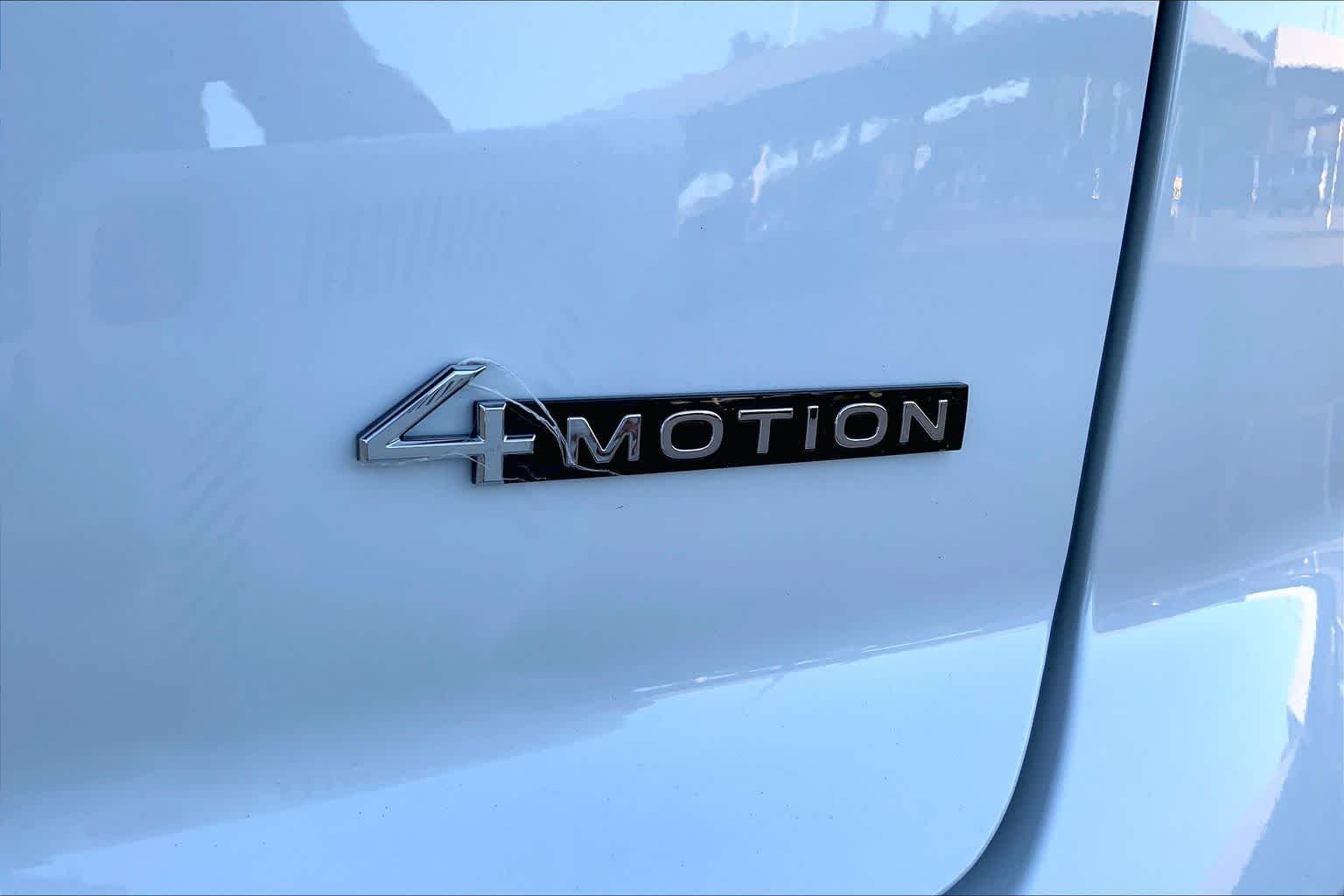 New 2026 Opal White Pear Volkswagen 2.0T SE w/Technology image 15