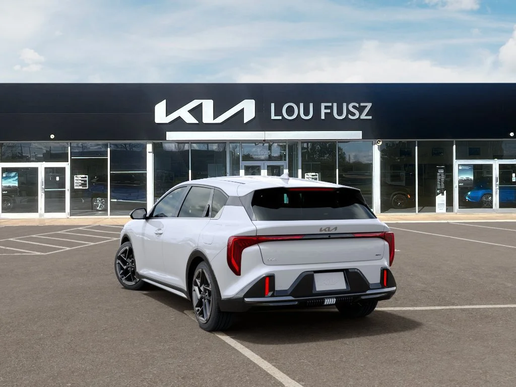 New 2026 Snow White Pearl Kia GT-Line image 4