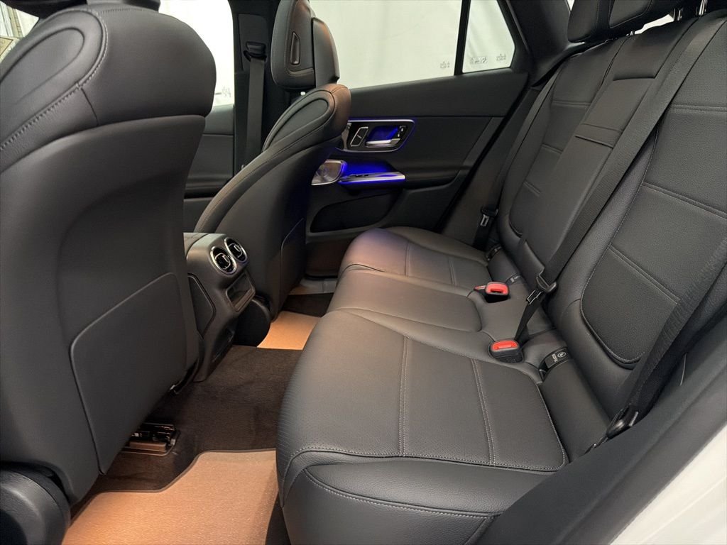 Used 2026 White Mercedes-Benz GLC 300 image 20