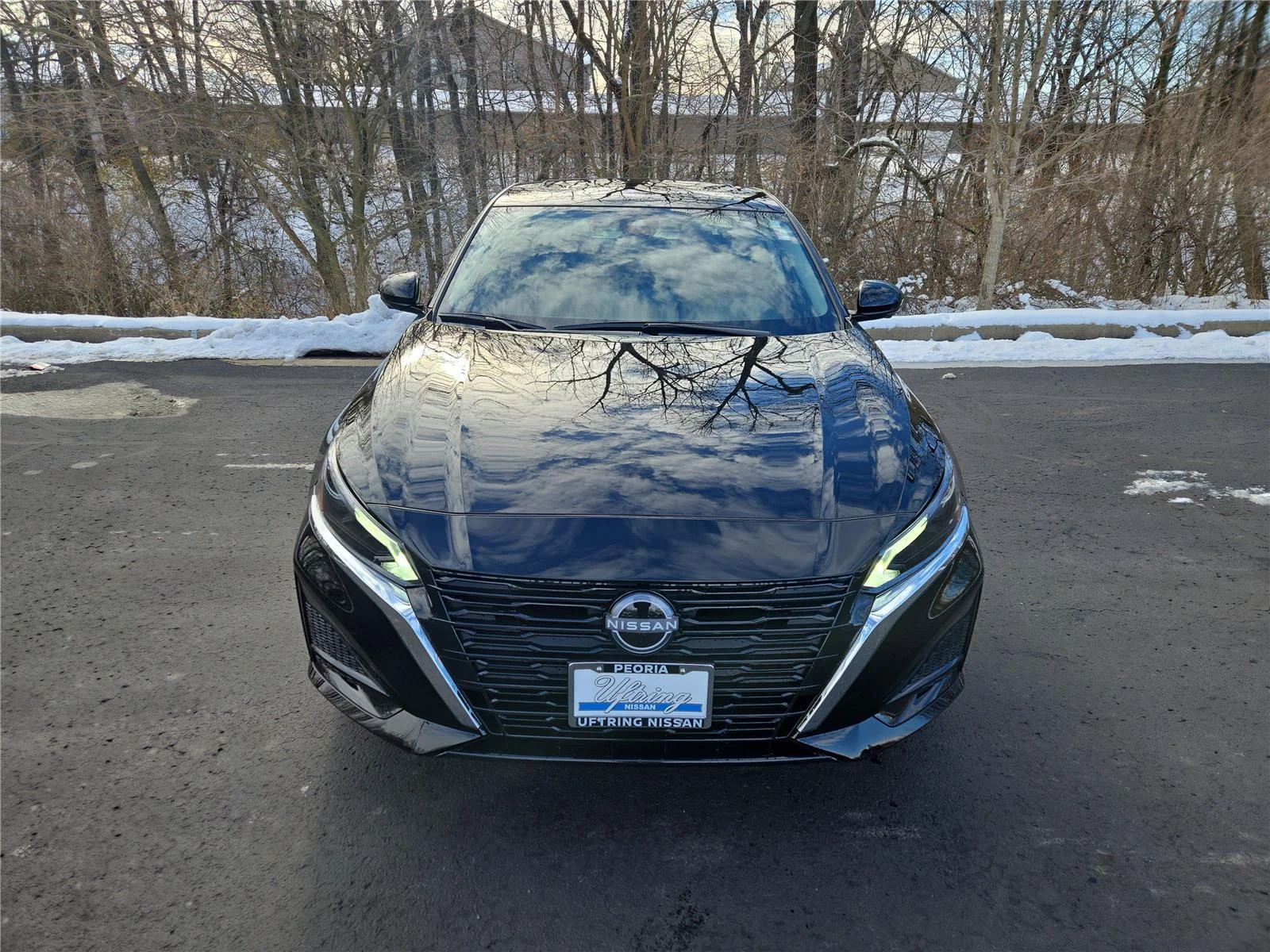 New 2025 Super Black Nissan SL image 7