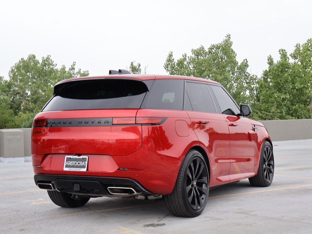 Certified Used 2025 Firenze Red Metallic Land Rover Dynamic SE image 7