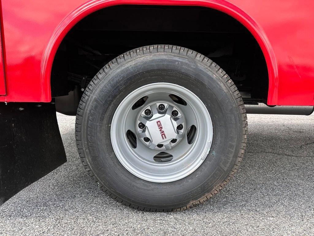 2026 GMC Sierra 3500HD Pro - Photo 39