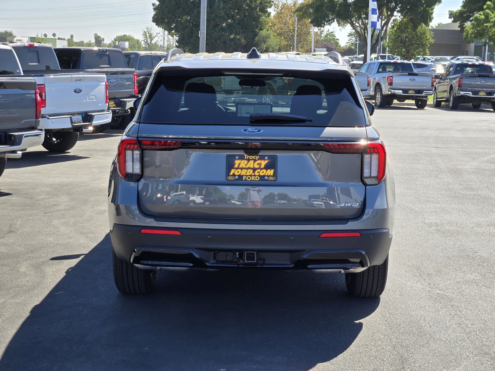 New 2026 Carbonized Gray Metallic Ford ST-Line image 5