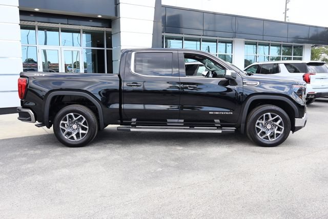 New 2026 Onyx Black GMC SLE image 9