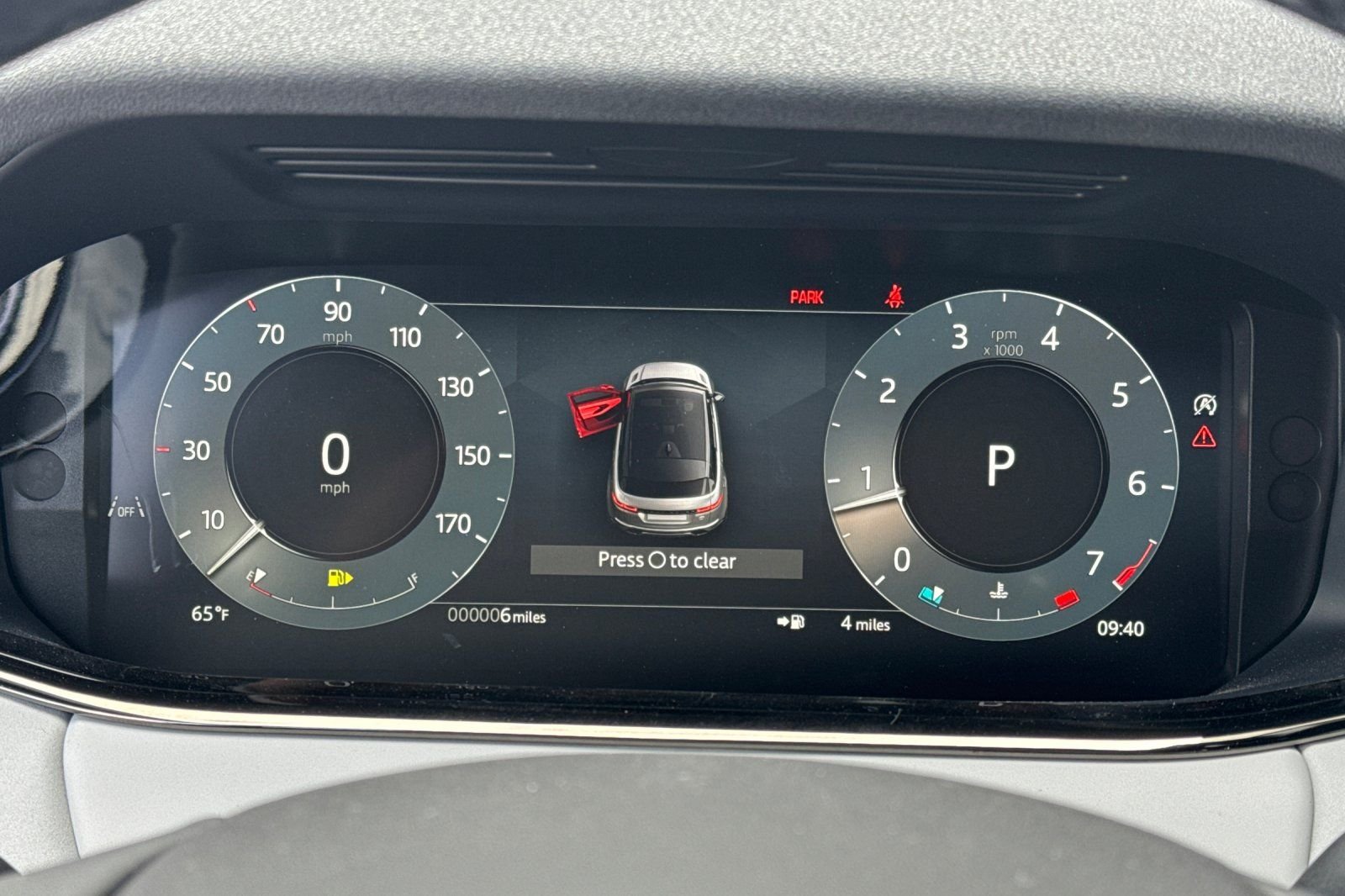 New 2026 Santorini Black Land Rover S image 29