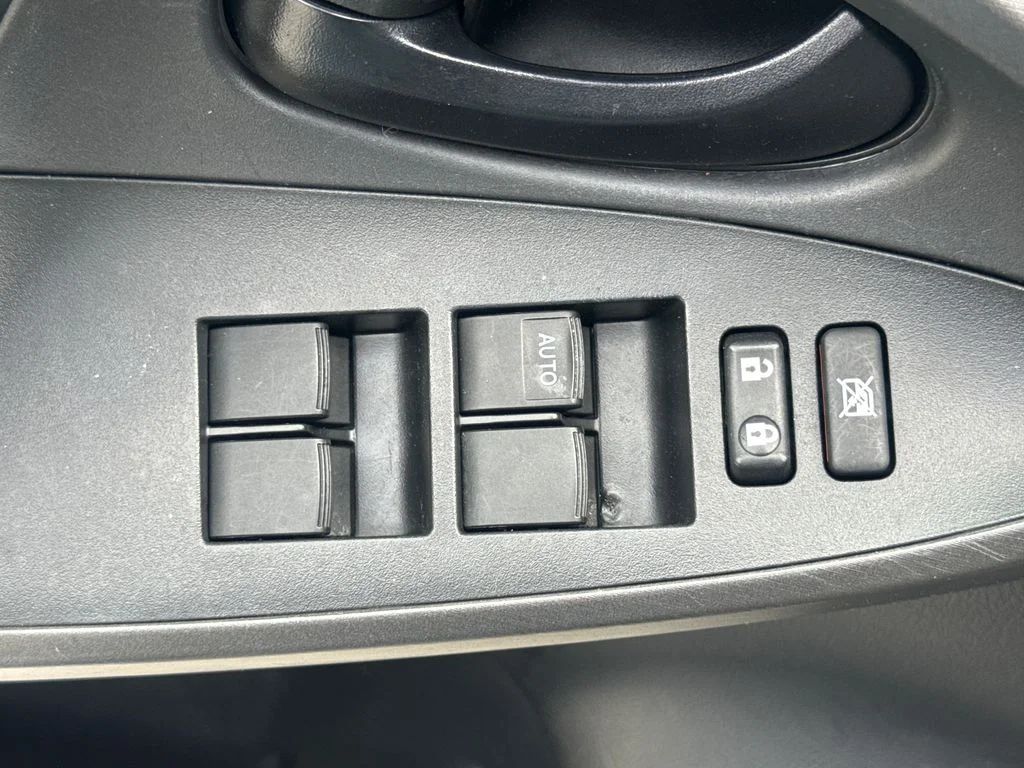 Used 2012 Black Toyota Base image 14