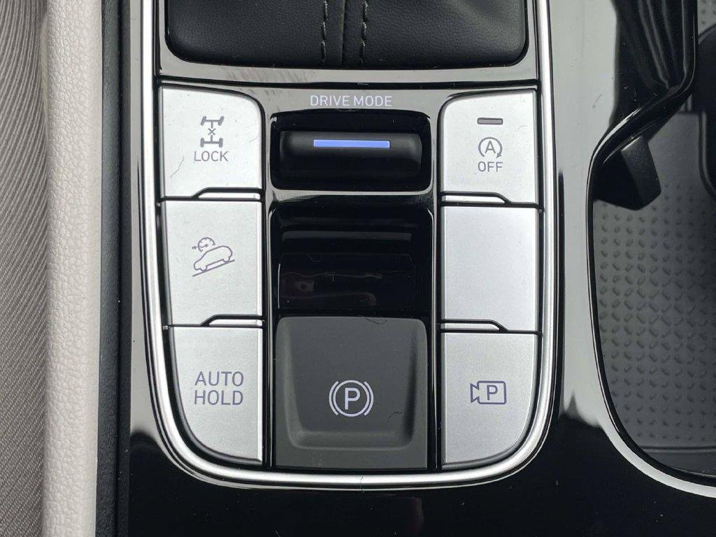 New 2026 Black Hyundai SEL Plus AWD image 30