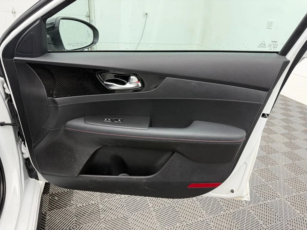 Used 2023 White Kia GT image 36