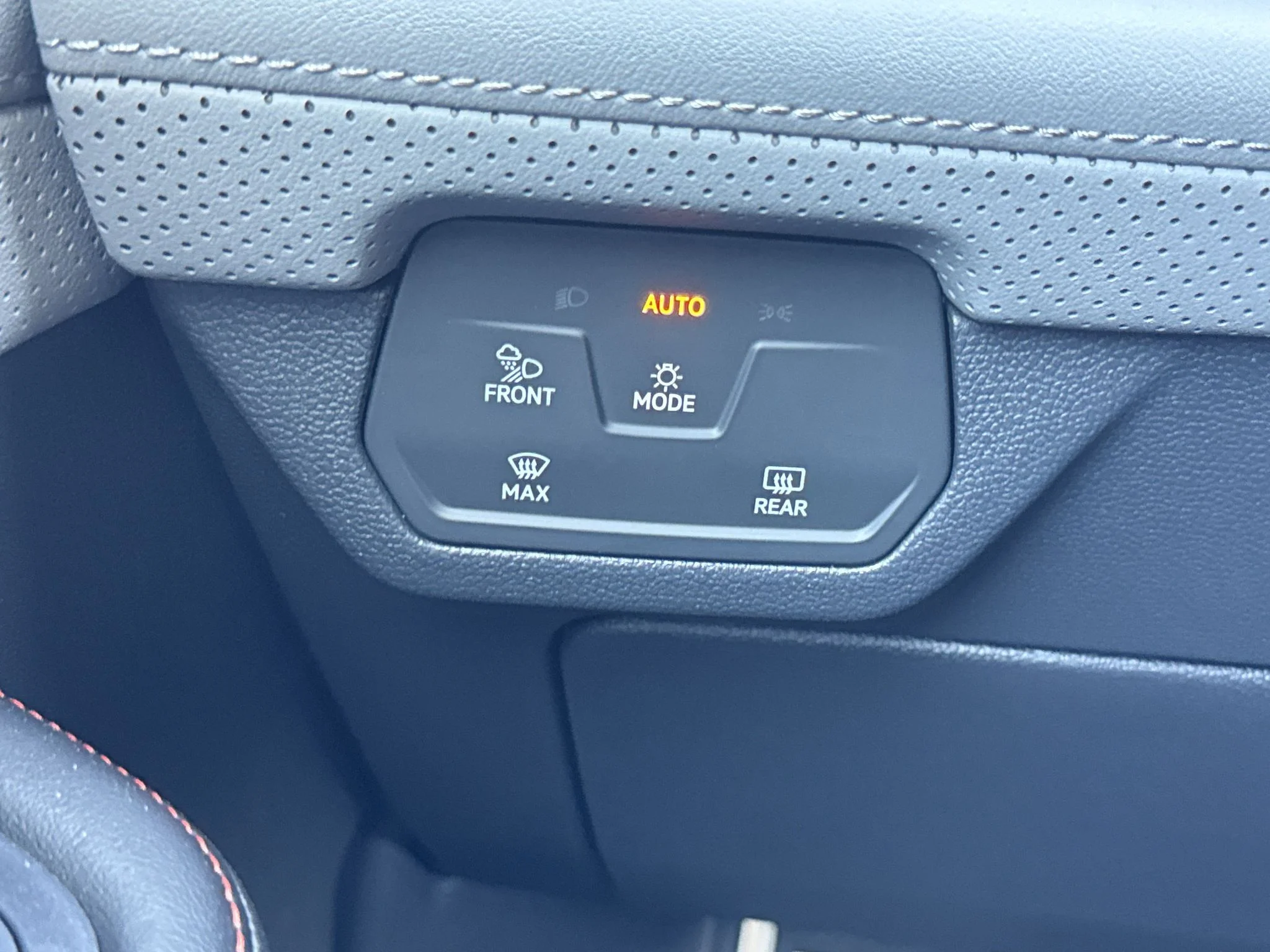 New 2026 Pure Gray Volkswagen 2.0T Peak Edition image 23