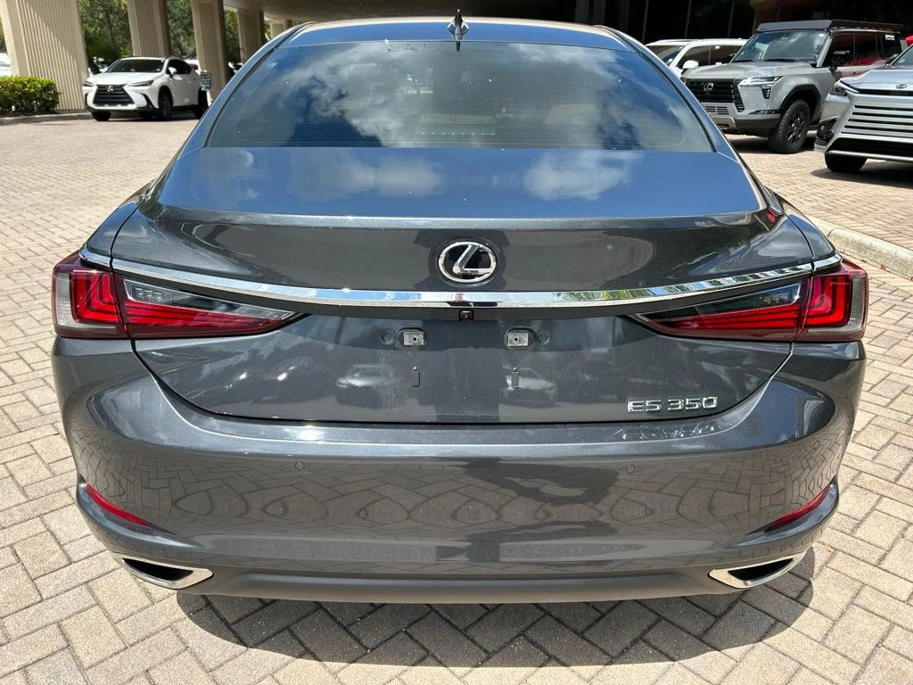 Certified Used 2025 Gray Lexus 350 image 4
