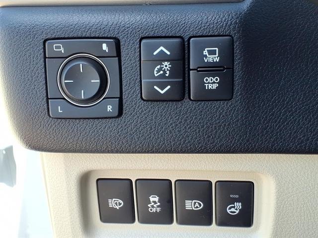 Certified Used 2021 Starfire Pearl Lexus GX 460 Luxury image 11