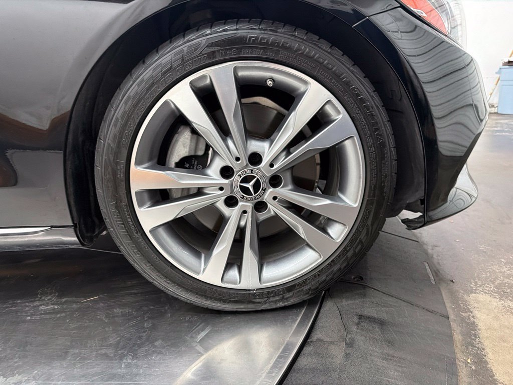 Used 2019 Black Mercedes-Benz C 300 image 9