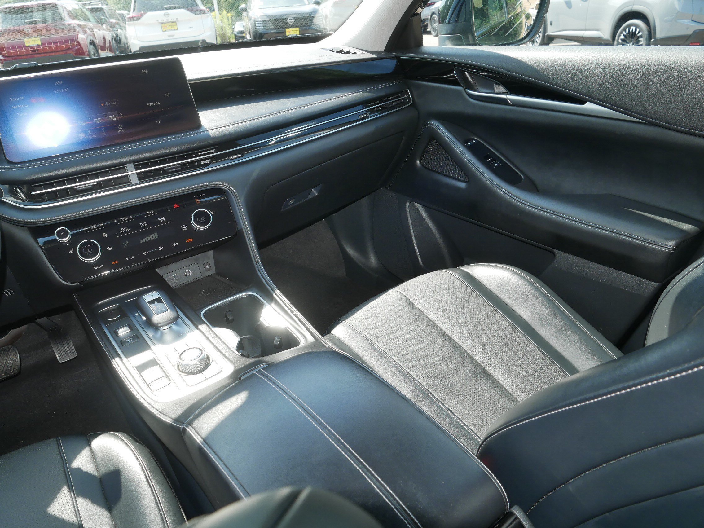 Used 2023 Mineral Black INFINITI PURE image 11